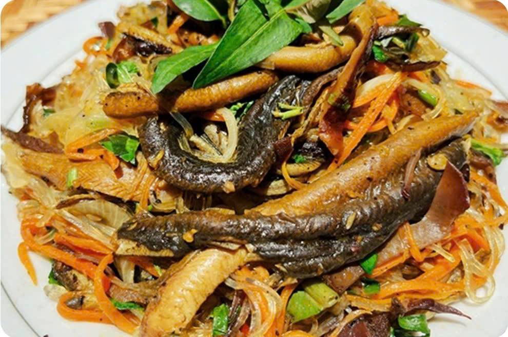 Cách làm miến xào lươn cực hấp dẫn, thơm ngon đậm vị cho cả nhà 1 cach-lam-mien-xao-luon